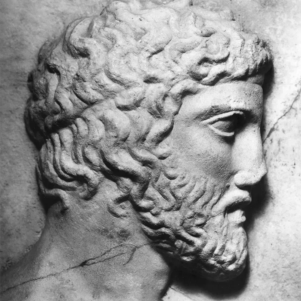 Busto de mármore da Grécia antiga