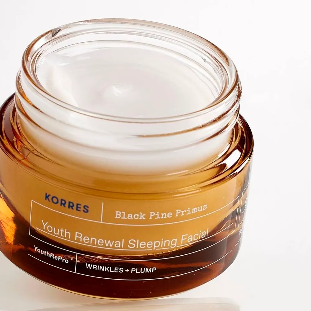Black Pine Primus Youth Renewal Sleeping Facial 3